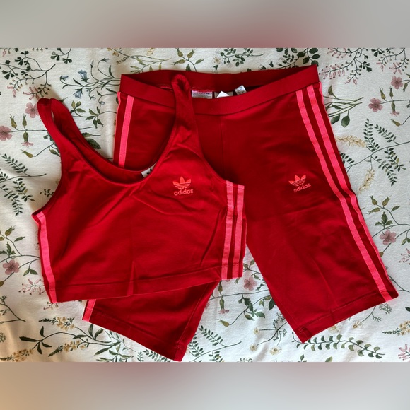 Adidas Berry red and pink set size small - Picture 2 of 7
